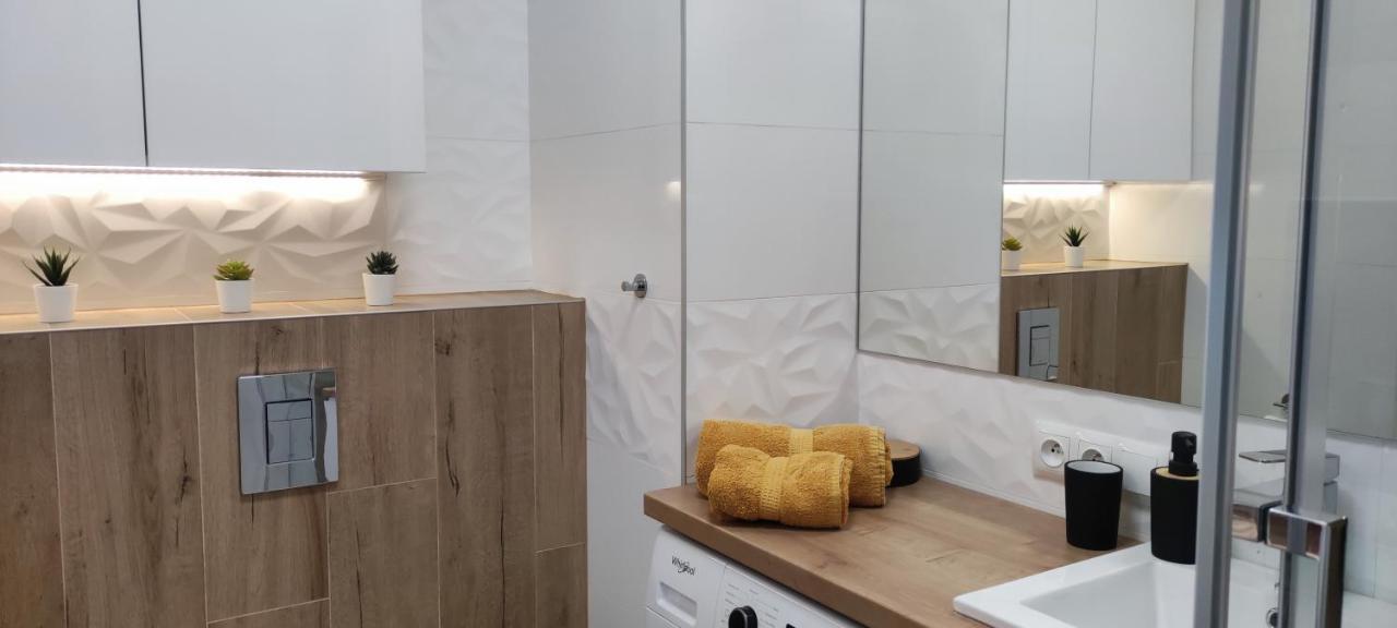 Apartament Przy Fabrycznym Lodz  Ngoại thất bức ảnh